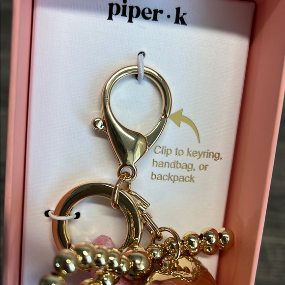 Piper K | Heart/Bow Bag Charm - Picture 7 of 8